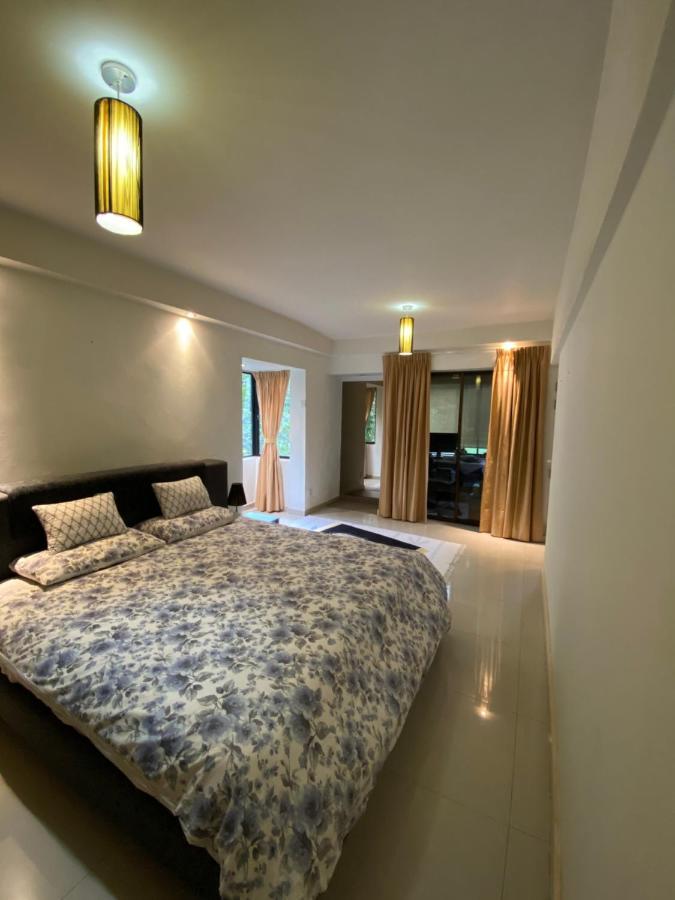 Klcc Studio One Bedroom Kuala Lumpur Esterno foto